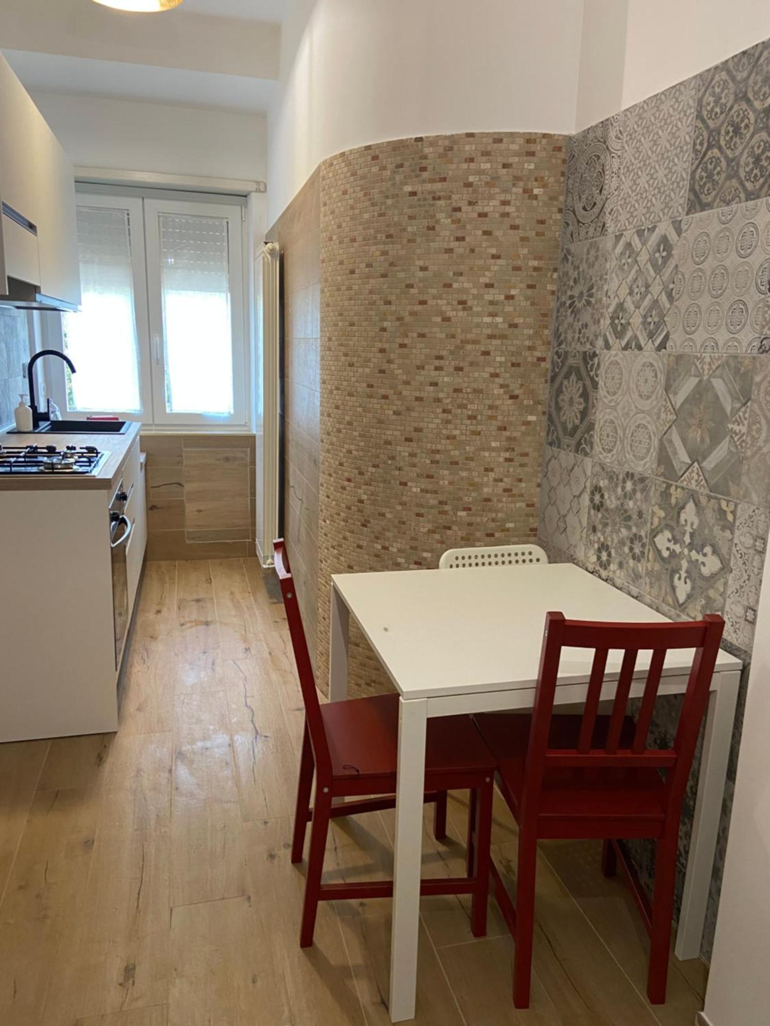 Antonino Pio Home 2 Roma Esterno foto